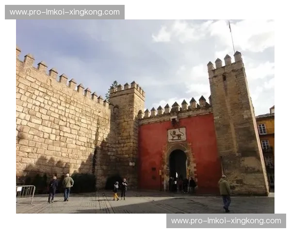 绝色双城：当东方丝绸遇上塞维利亚的火——中国与西班牙的终极博弈与共鸣